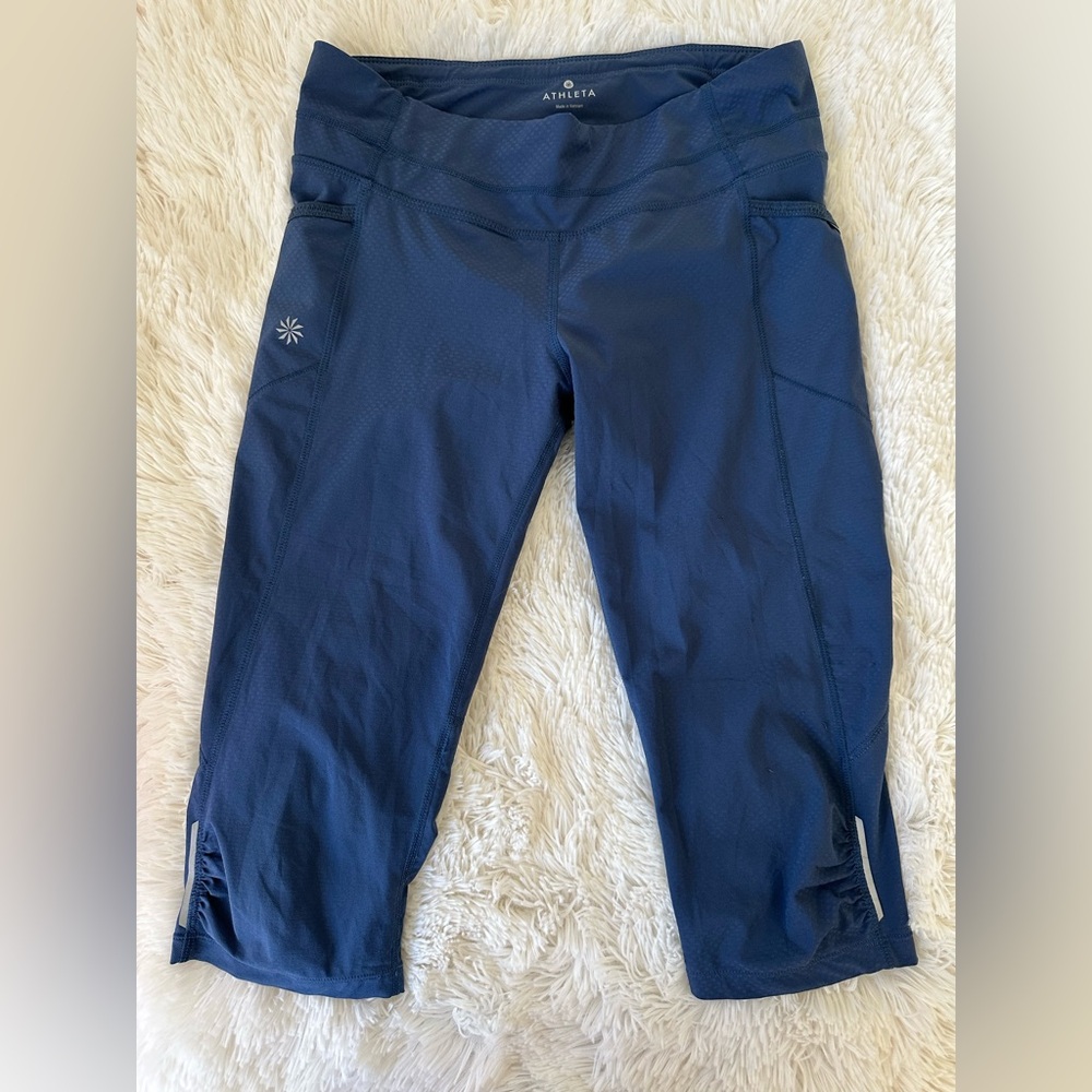 Athleta Donny Be Free Knicker Women’s Blue Capri 19” Leggings Size: Small